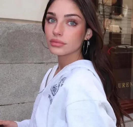 Thumbnail Admire the Beauty of Candela Gallo | PrettyGirls