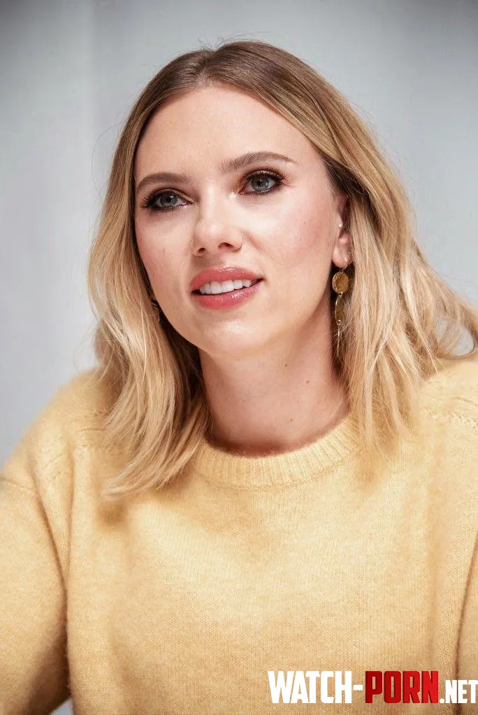 Scarlett Johansson by Skellige_Gambino