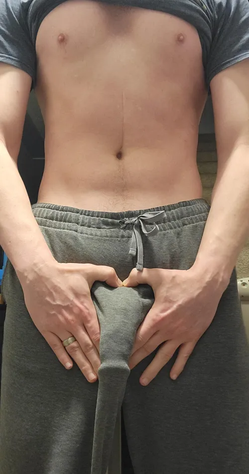 Thumbnail 39 Straight Down: A Unique Perspective on Bulges | lit159265