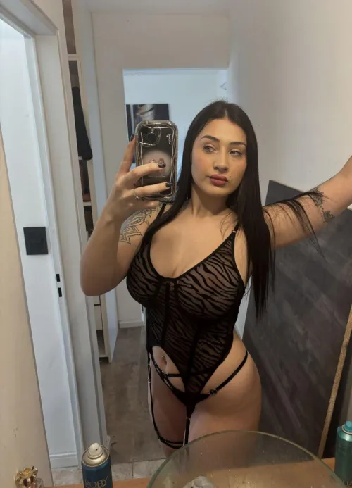Thumbnail Mirror Selfies Mastery by KixxesAndChaos | slightlychubby