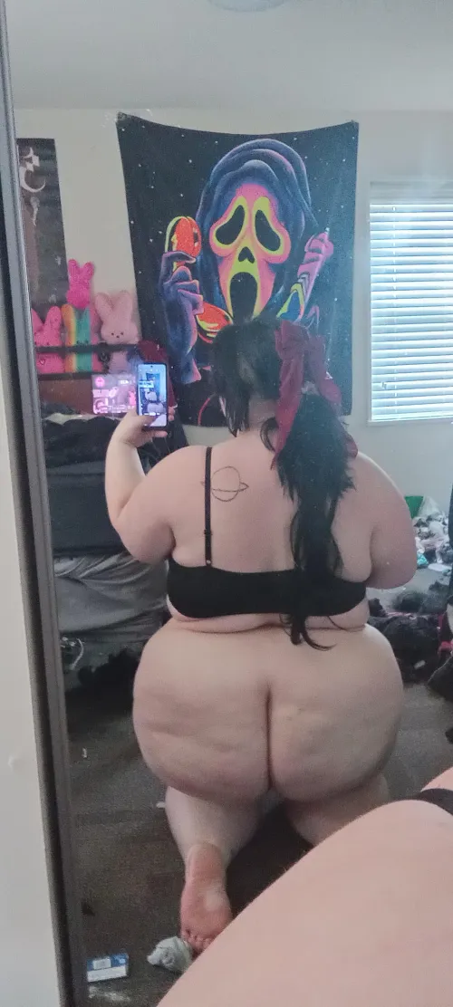 Thumbnail PrincessxBitez Asks: Can You Handle a Big Ass? Exploring ssbbw