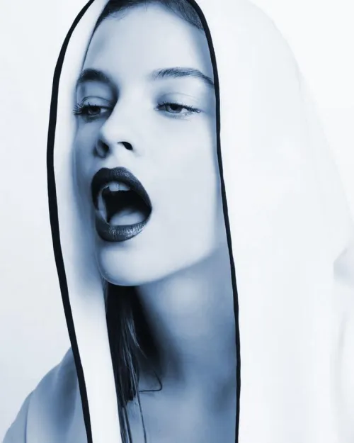 Thumbnail Barbara Palvin by Conscious-Dingo4463