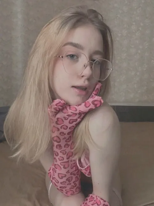 Thumbnail Riding All Morning: Mia_LoveeX's Adventurous Tale