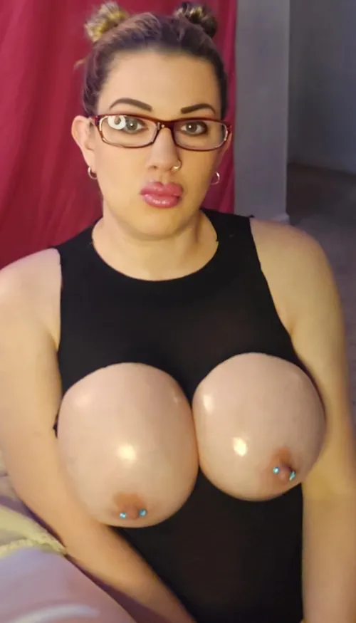 Thumbnail Hotnursefla's Unfiltered Glimpse: Just Big Boobs, No Edits