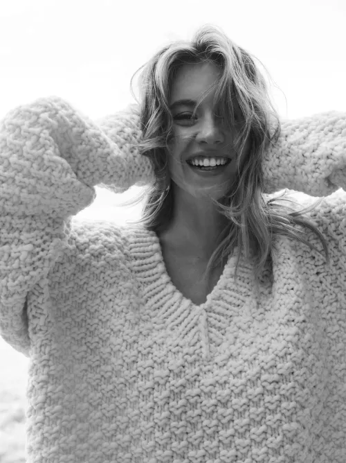 Thumbnail Sydney Sweeney: A PrettyGirls Epitome by Skellige_Gambino