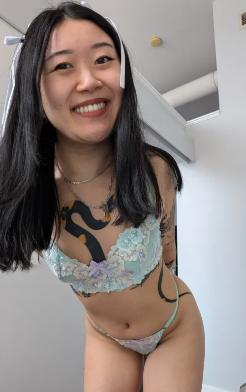 Thumbnail goddessflili's Proposal: Strip Poker Fun with Next Door Asians