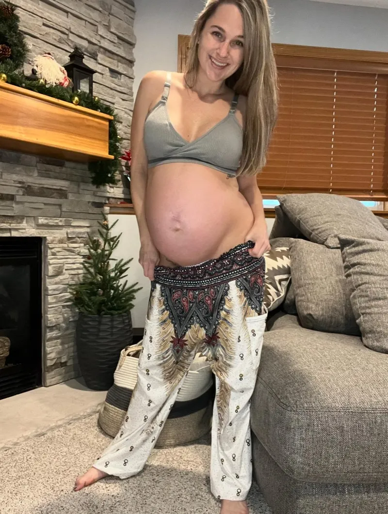 Thumbnail ItsMirandaMarie's Hot Look as a Pregnant Girl Unveiled