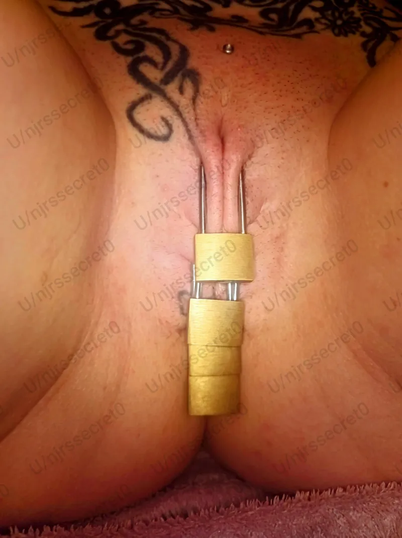 Thumbnail On Full Lockdown: A Female Chastity Experience | njrssecret0
