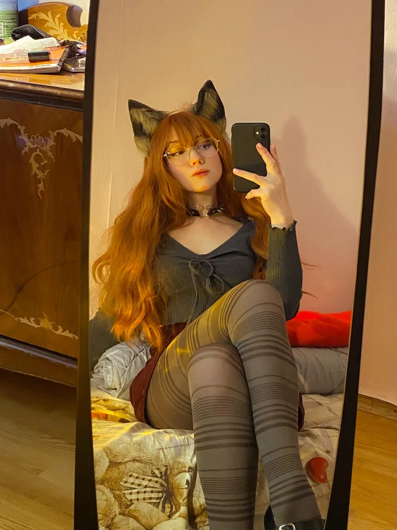 Thumbnail Dive into the World of Real Squirrel Cosplay | Luna_foxie