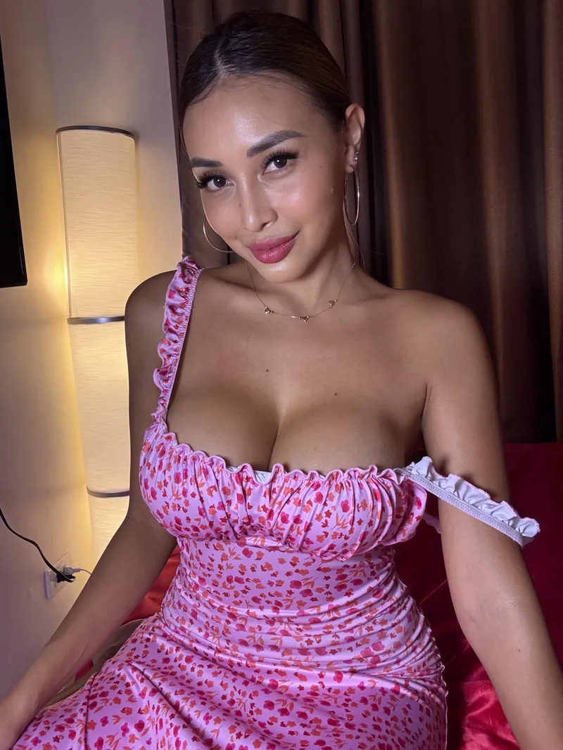 Thumbnail Introducing Your Filipina Trophy Wife by mialushhh