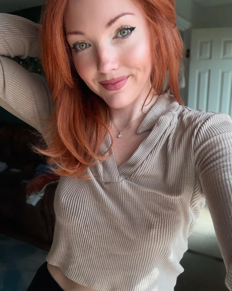 Thumbnail Happy Friday Braless Style: swtlikestrawbwine's Vibes