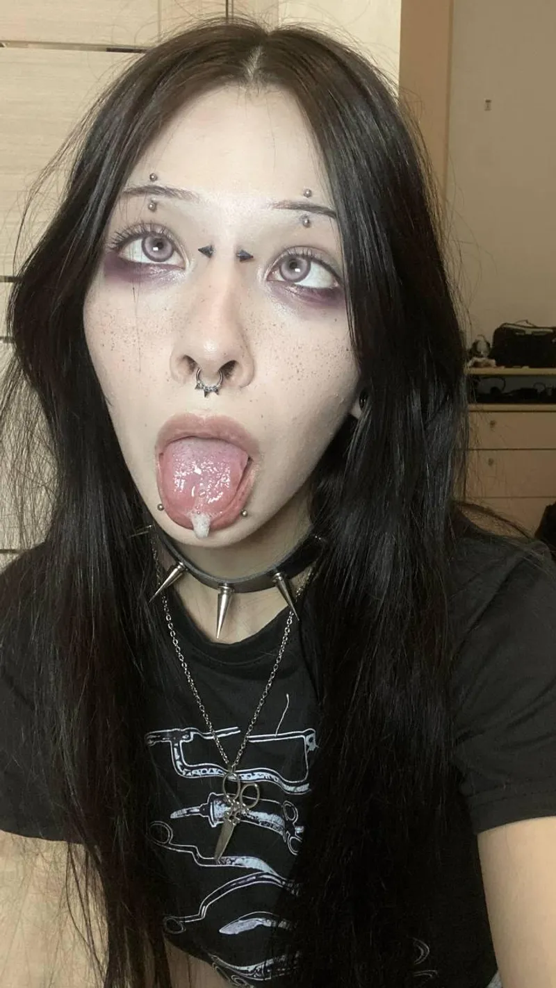 Thumbnail Starting the Tease with PalmerJune's Tongue in Ahegao World