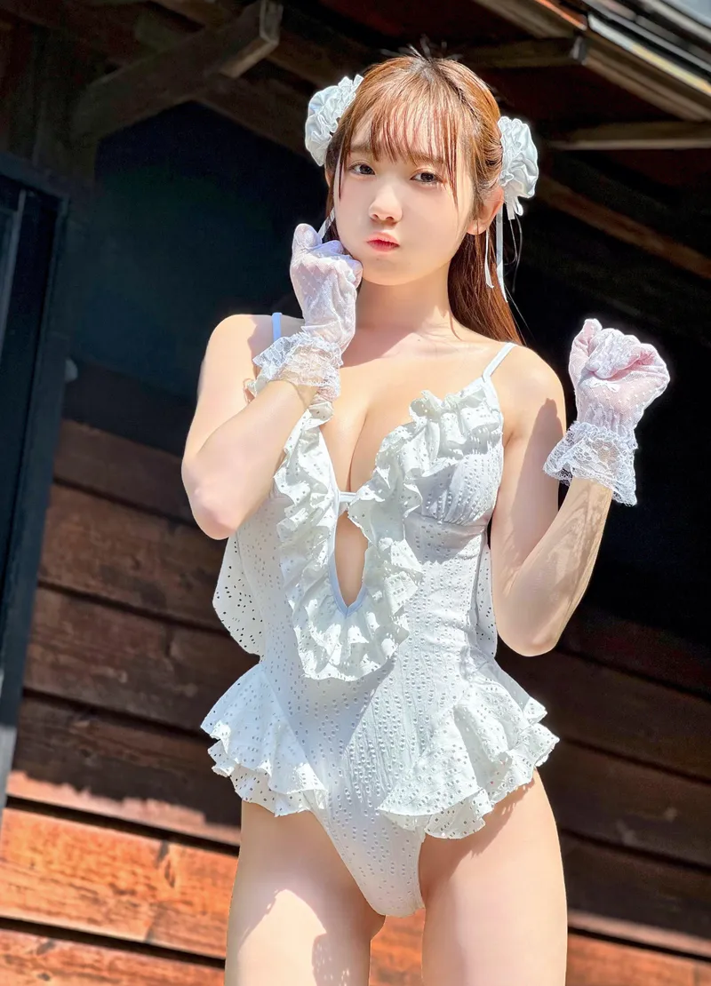 Thumbnail Discover Chuchu 春蝶’s Captivating Beauty | yuuki-ichinose