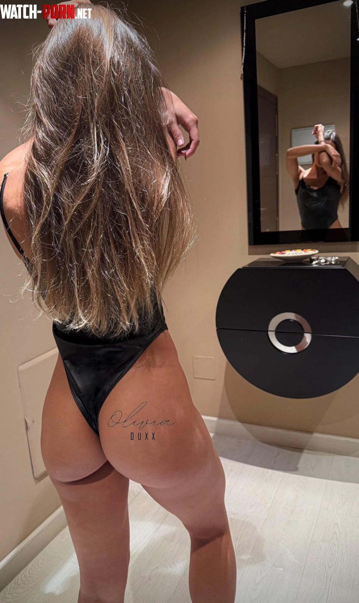 This bodysuit makes me have an incredible ass by Oliviadux