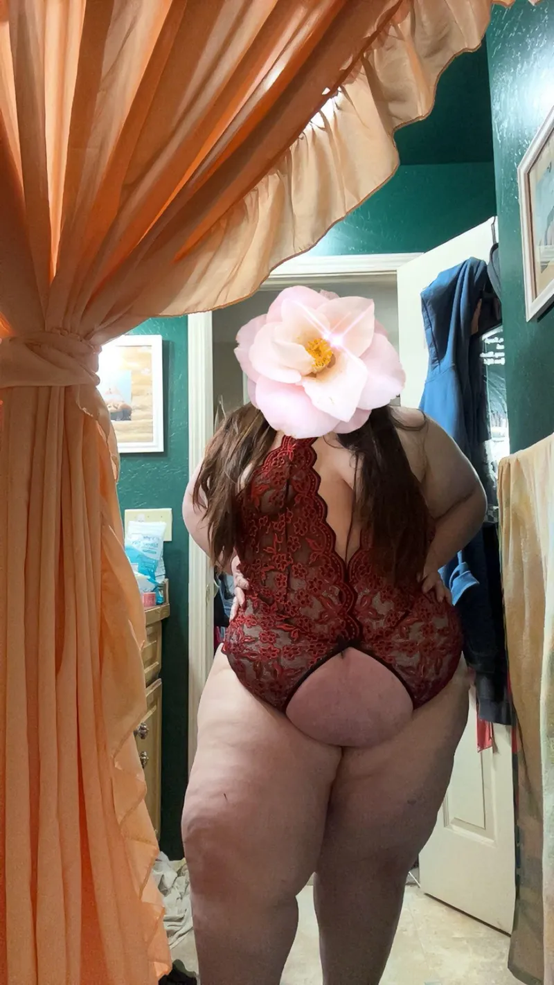 Thumbnail ThickQueen247's Allure in SSBBW Sensuality | Exclusive Showcase
