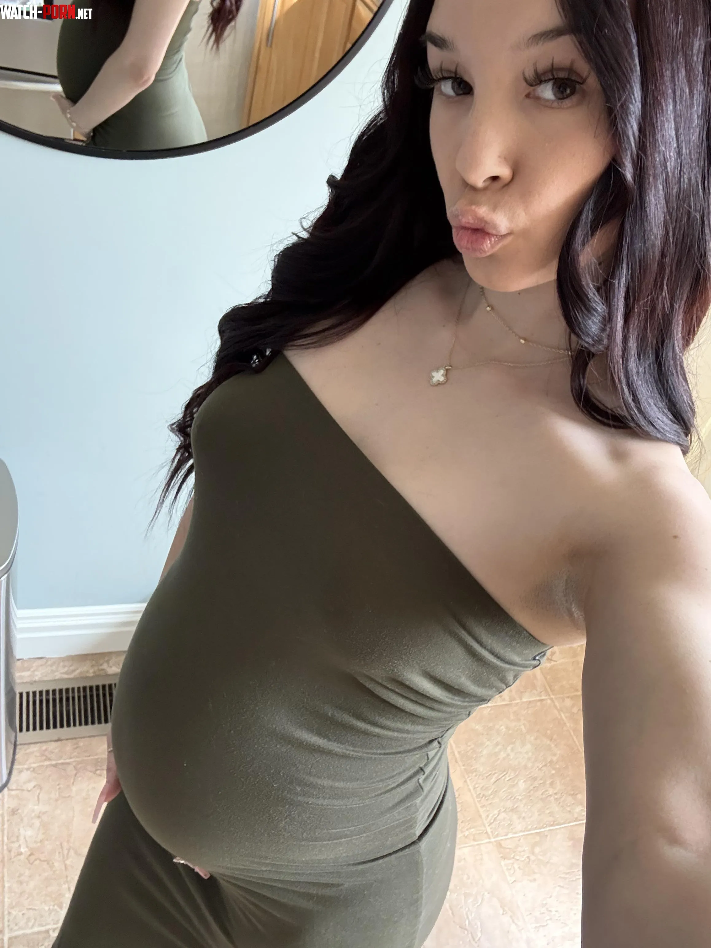 Pregnant & petite ;) by xobaby222