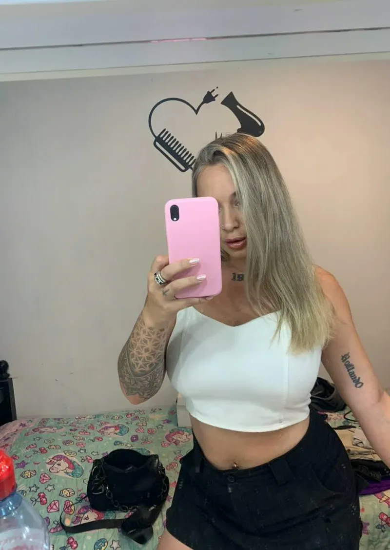 Thumbnail Rae's Fun Mirror Selfie - Croptopgirls Glamour by YourGymCrushXoXo