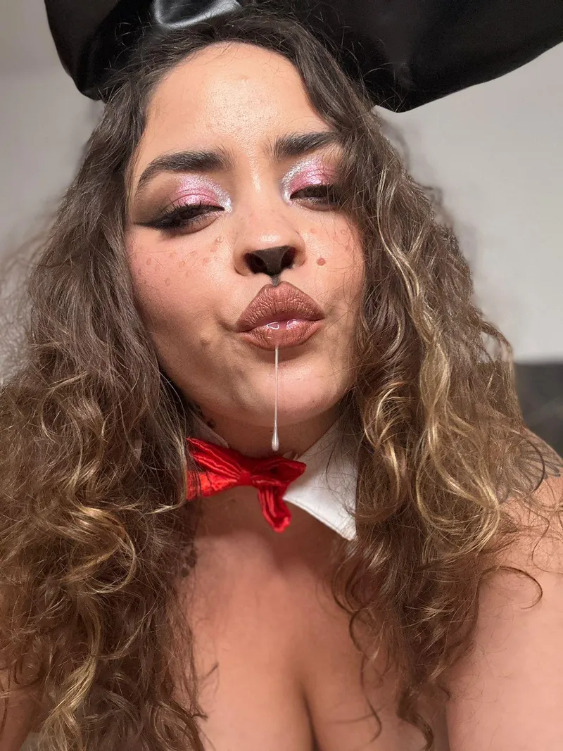 Thumbnail Exploring the Seductive World of Spitting by IamLola420
