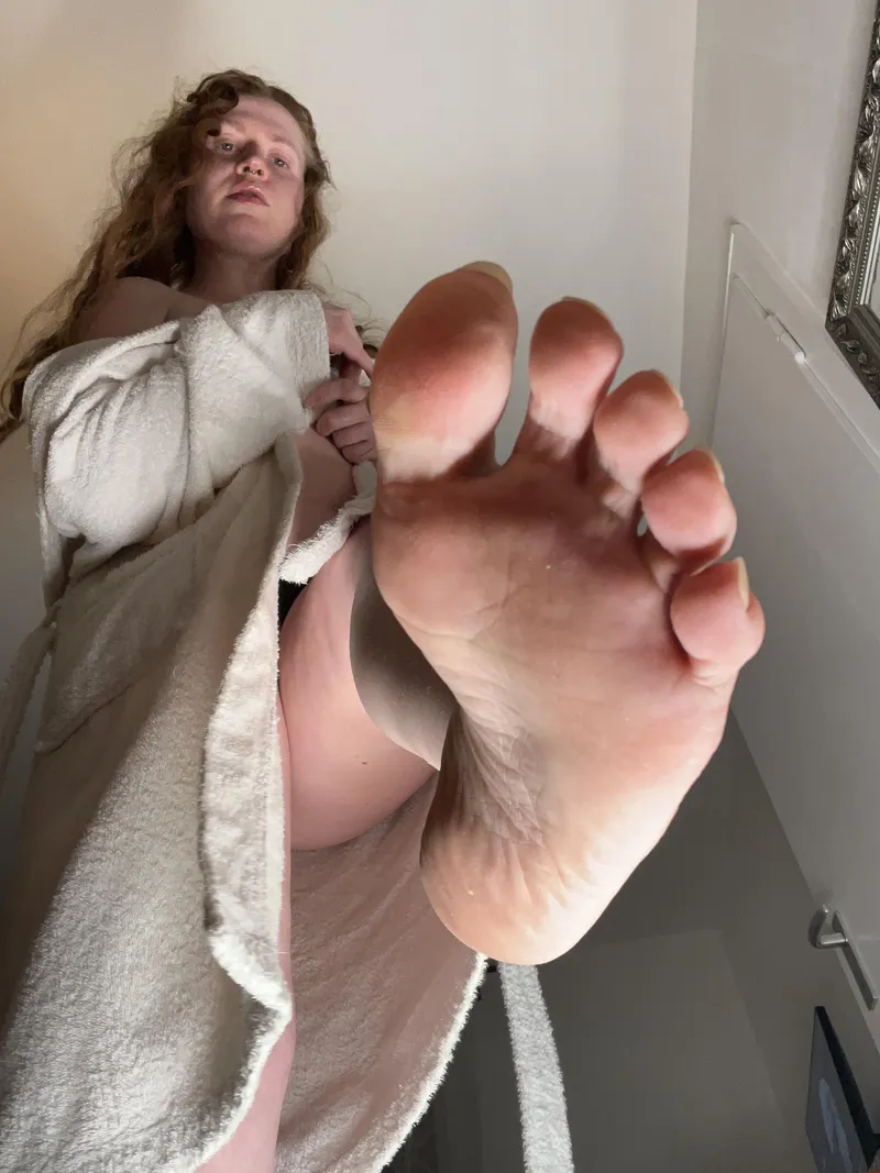 Thumbnail Unveiling a Real Goddess: nailedme's Fetish Exploration