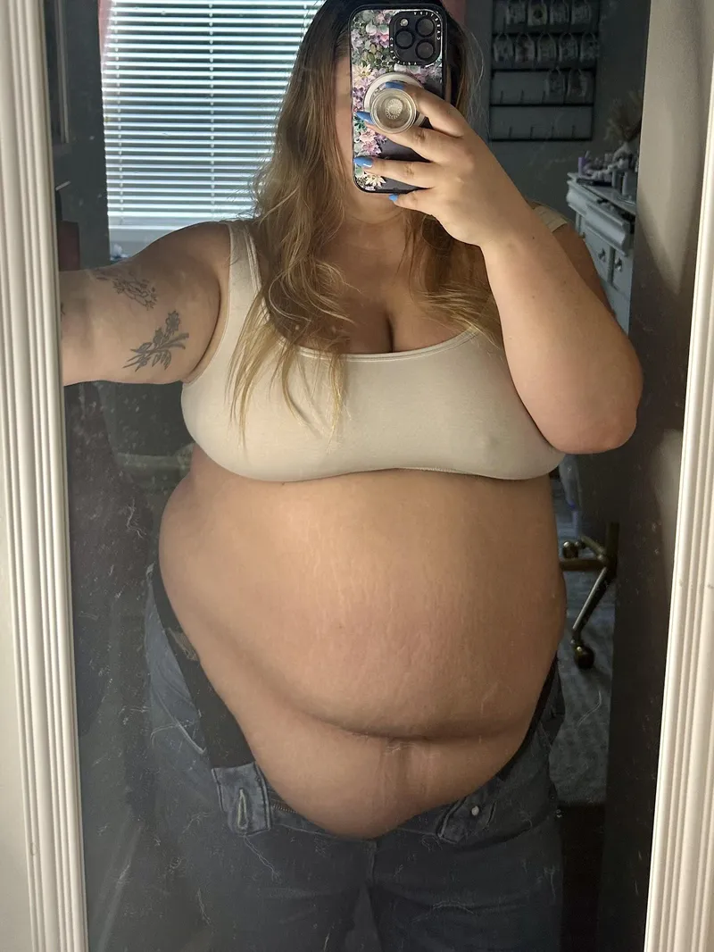 Thumbnail Tight Jeans Troubles: Dealing with Weight Gain | Ashlie0_xo