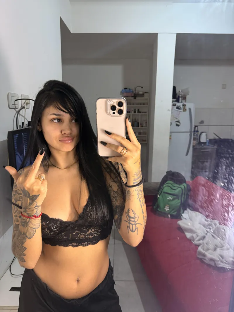 Thumbnail Chic Black Nails: Tattooedqueen1_'s NailFetish Adventure