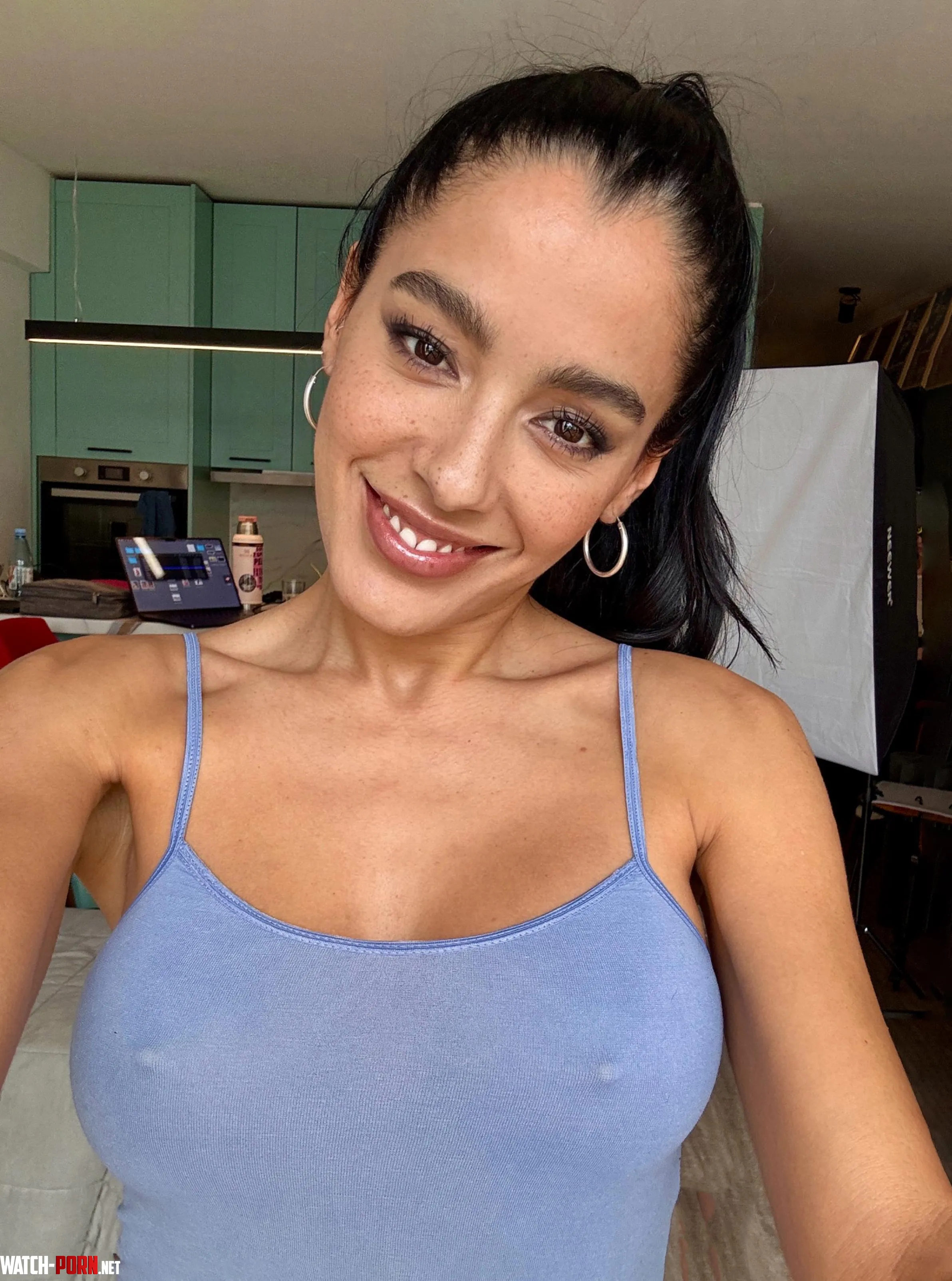Would you date me, or would it be a one night stand by SweetAshXO