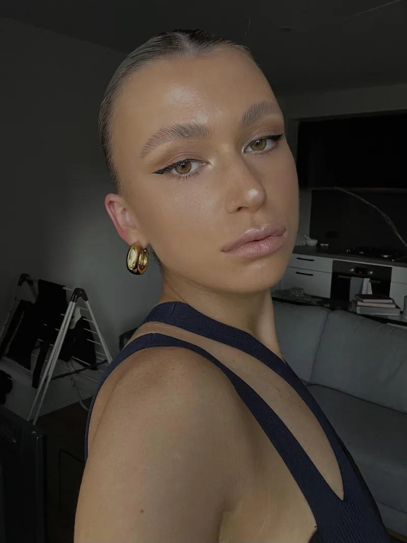 Thumbnail Classic Elegance: Discover Timeless Beauty by lilbabyclaud | classygirls