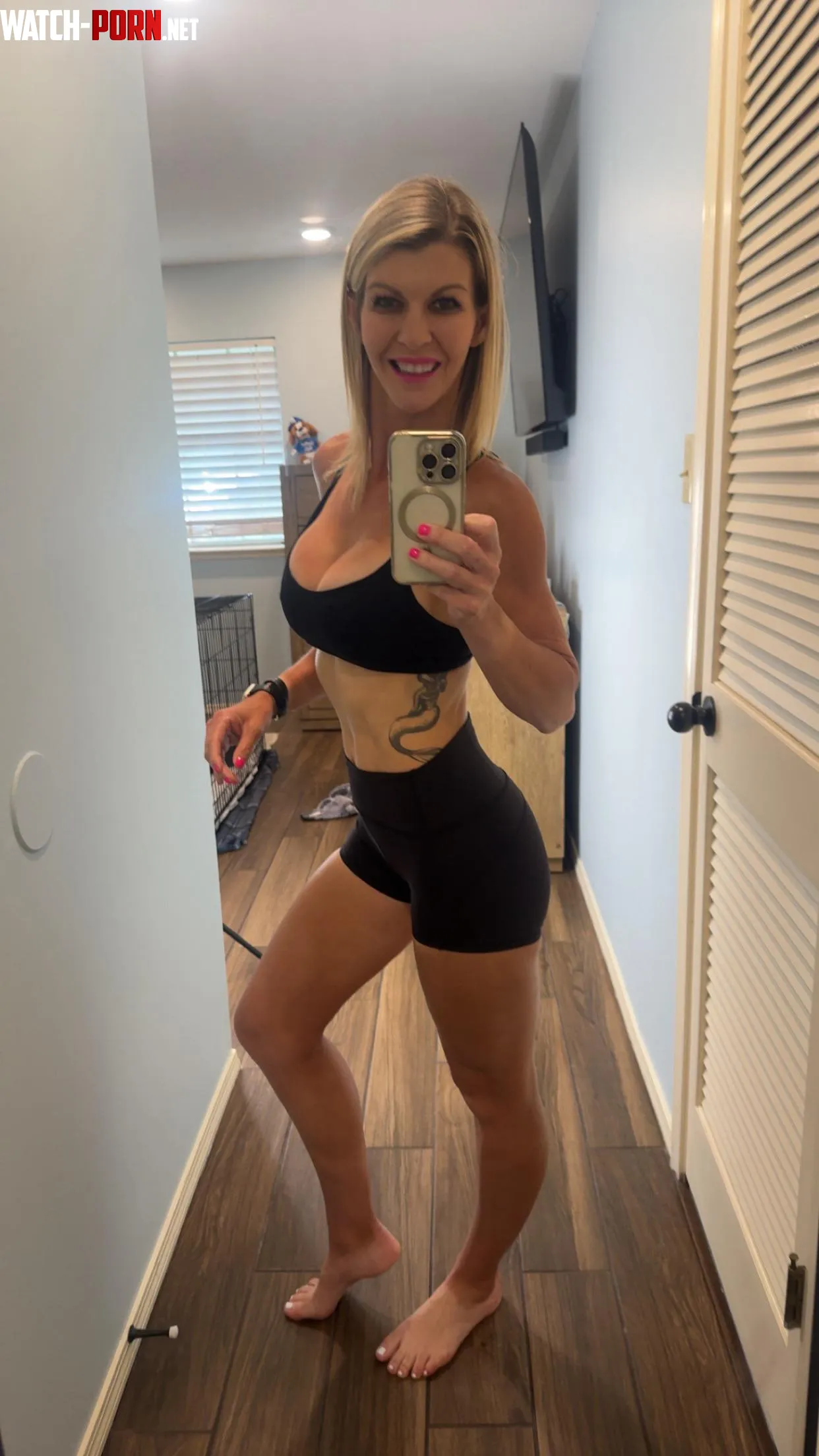 Just another gym MILF taking pics by fitnesswife1983