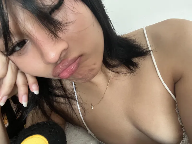 Thumbnail babyyumixxs Shares 'eepy' Moments - asiansissification