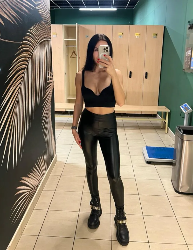 Thumbnail MonicaGoddess's Plea: Don't Be Shy - Worship Her Leather