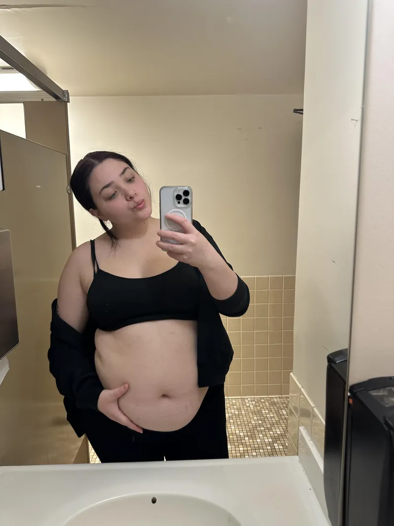 Thumbnail curvychloe1's Stuffed Pleasure Reflection | Stuffers Satisfaction