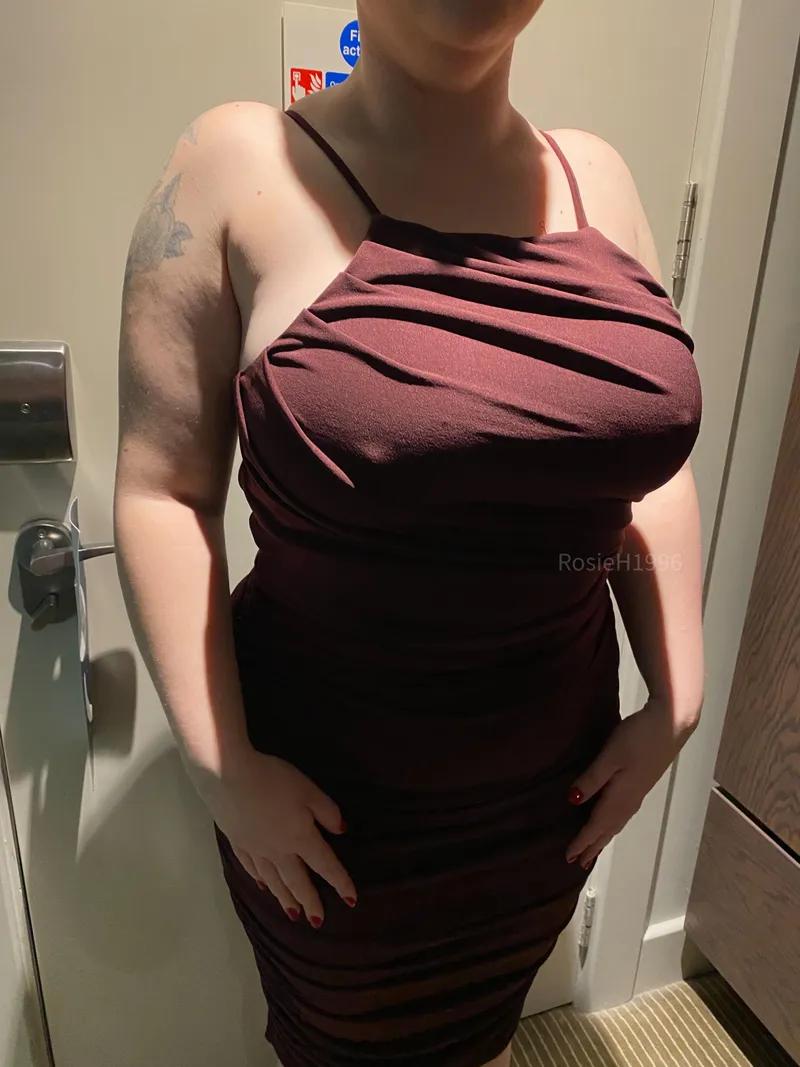 Thumbnail Get Ready for Girls Comedy Night with RosieH1996 in AmateurBrits