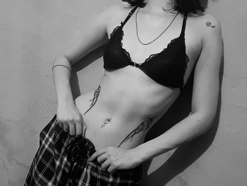 Thumbnail Simplicity and Beauty of a Natural Woman by feedikytty_ | Croptopgirls