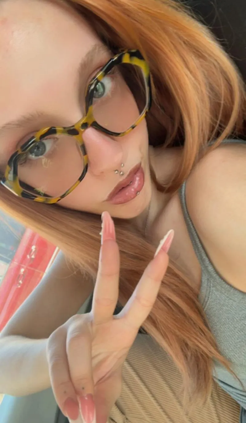 Thumbnail Sensual Nail Adventures: Explore NailFetish with alyssawamsIey