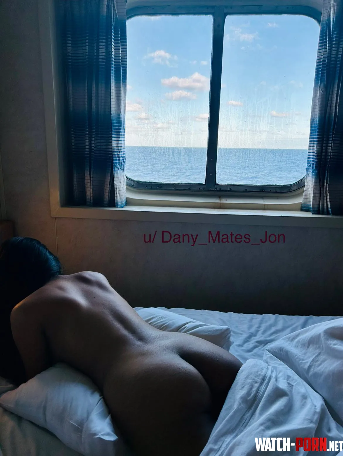 Couldn't butt keep him panting... [f][m] by Dany_Mates_Jon