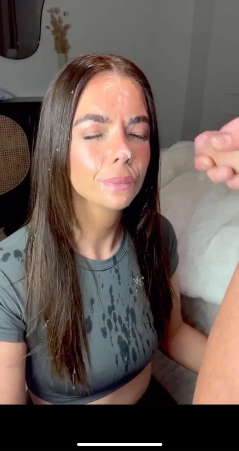 Thumbnail Exploring the Sensuality of Full Coverage | WalkConsistent8831