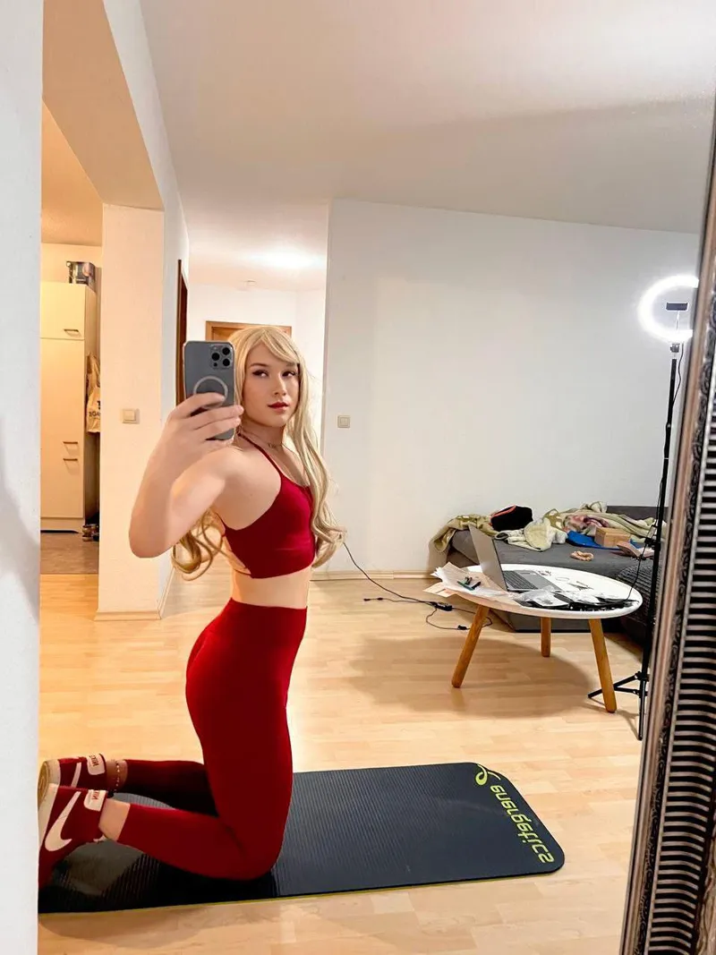 Thumbnail Friendly Encounter: Hello from the Hungry Butts | natifem_xo