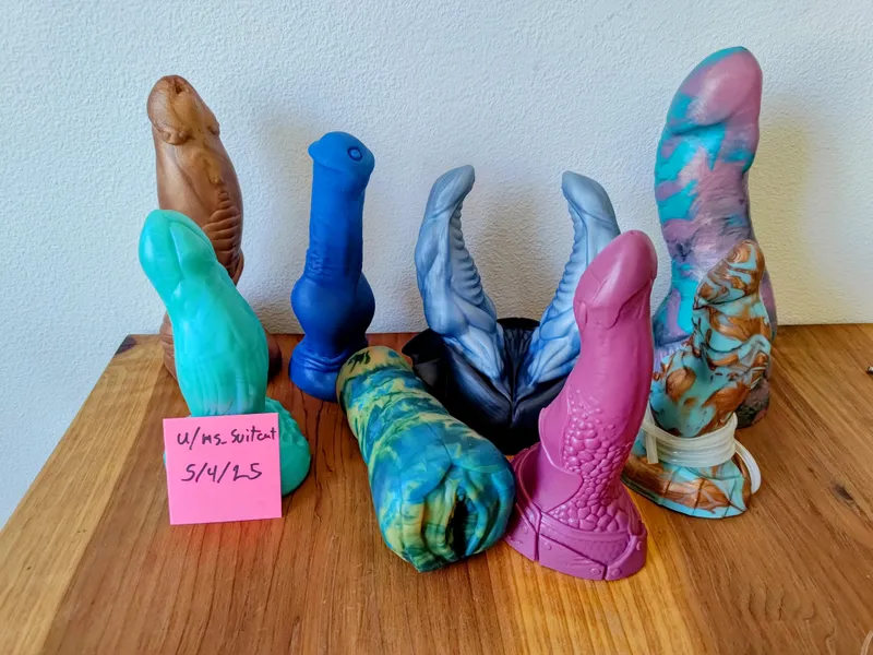 Thumbnail Unlock New Pleasures with a Variety of Toys! | ms_suitcat