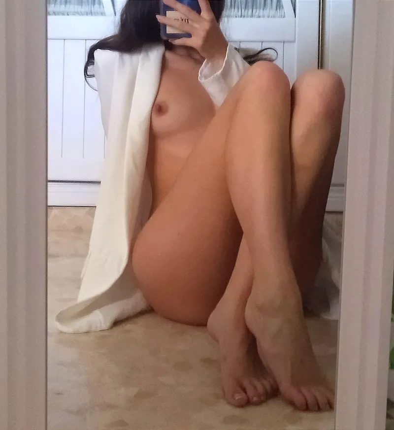 Thumbnail Feeling Cute and Flirty Today - Explore this Babes Article