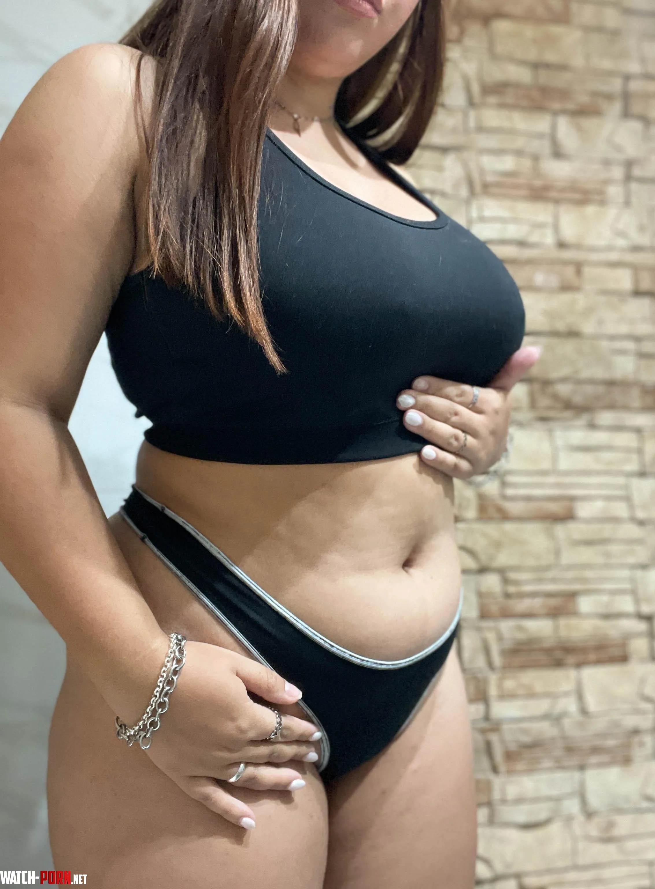stuffed my belly with 36lbs extra curves, do you find them attractive or a turn off? by Relationship_prince