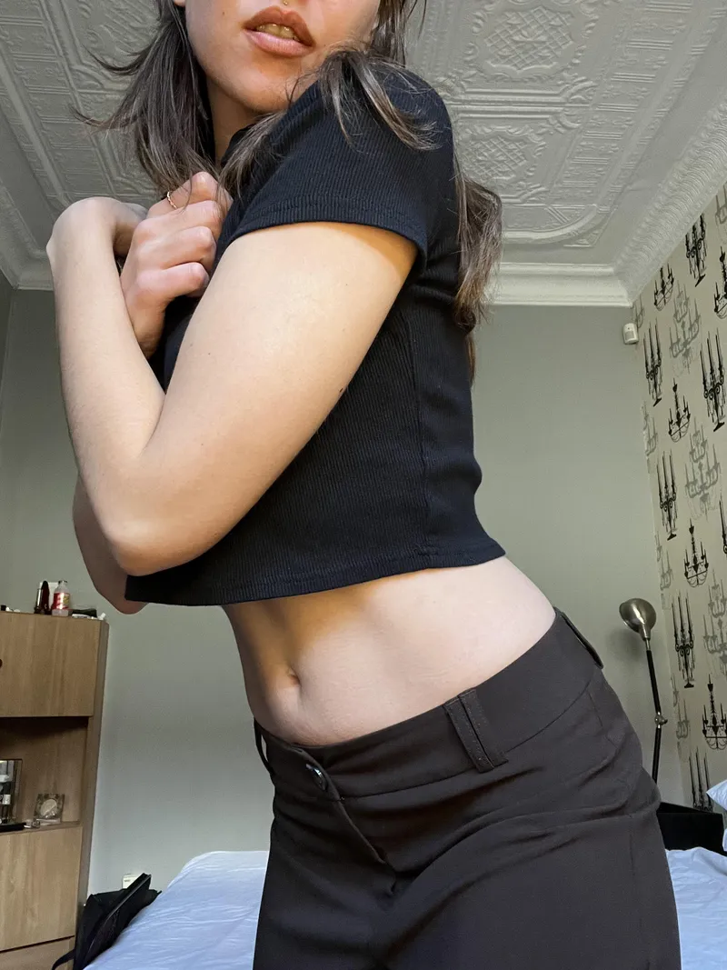 Thumbnail BabySparkleGirl Provides an Unconventional View