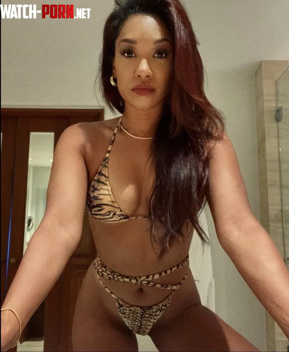 Candice Patton by Positive-Article-654