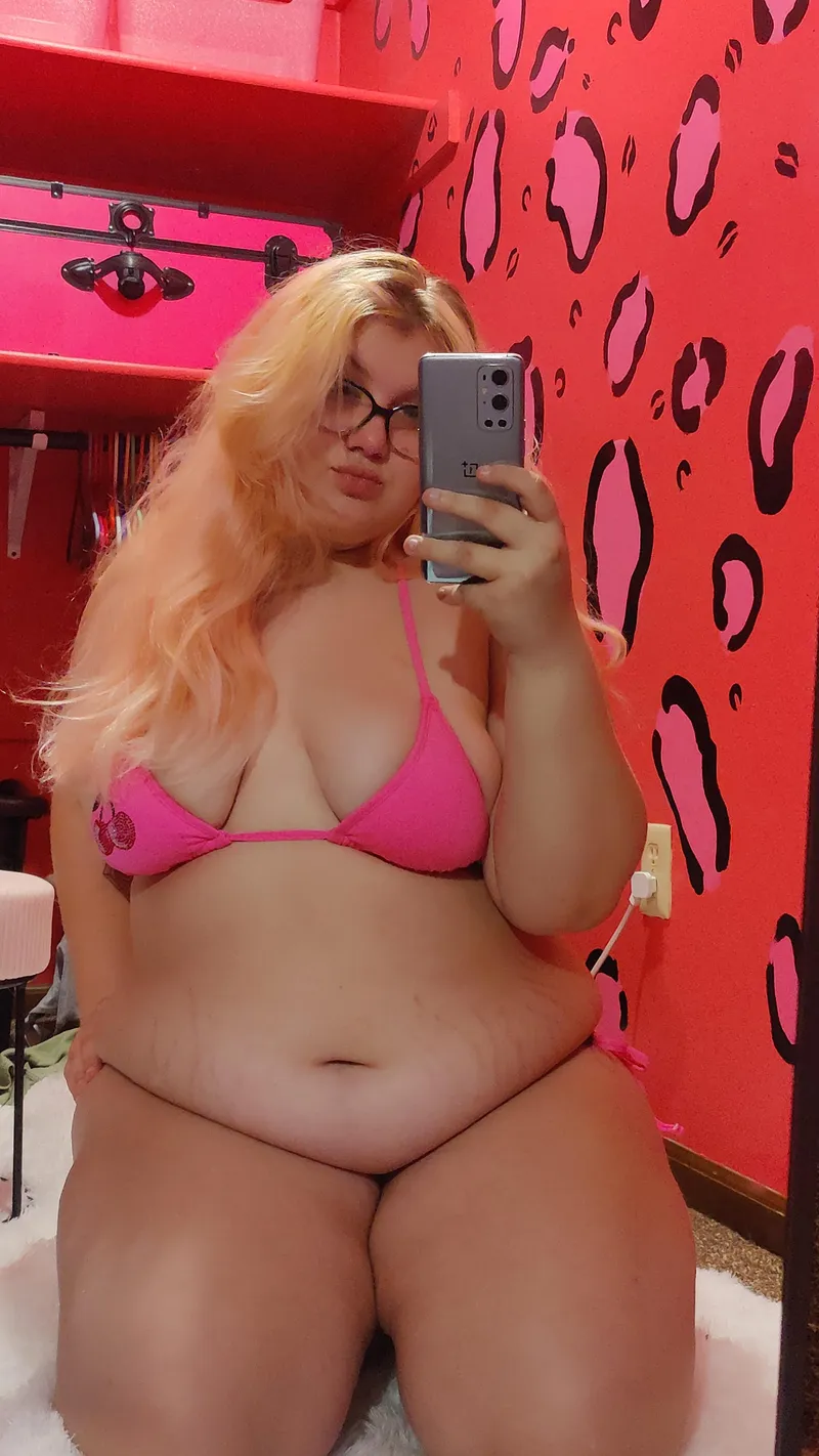 Thumbnail Raw and Uninhibited: BBW Confessions from onyxxxrose69