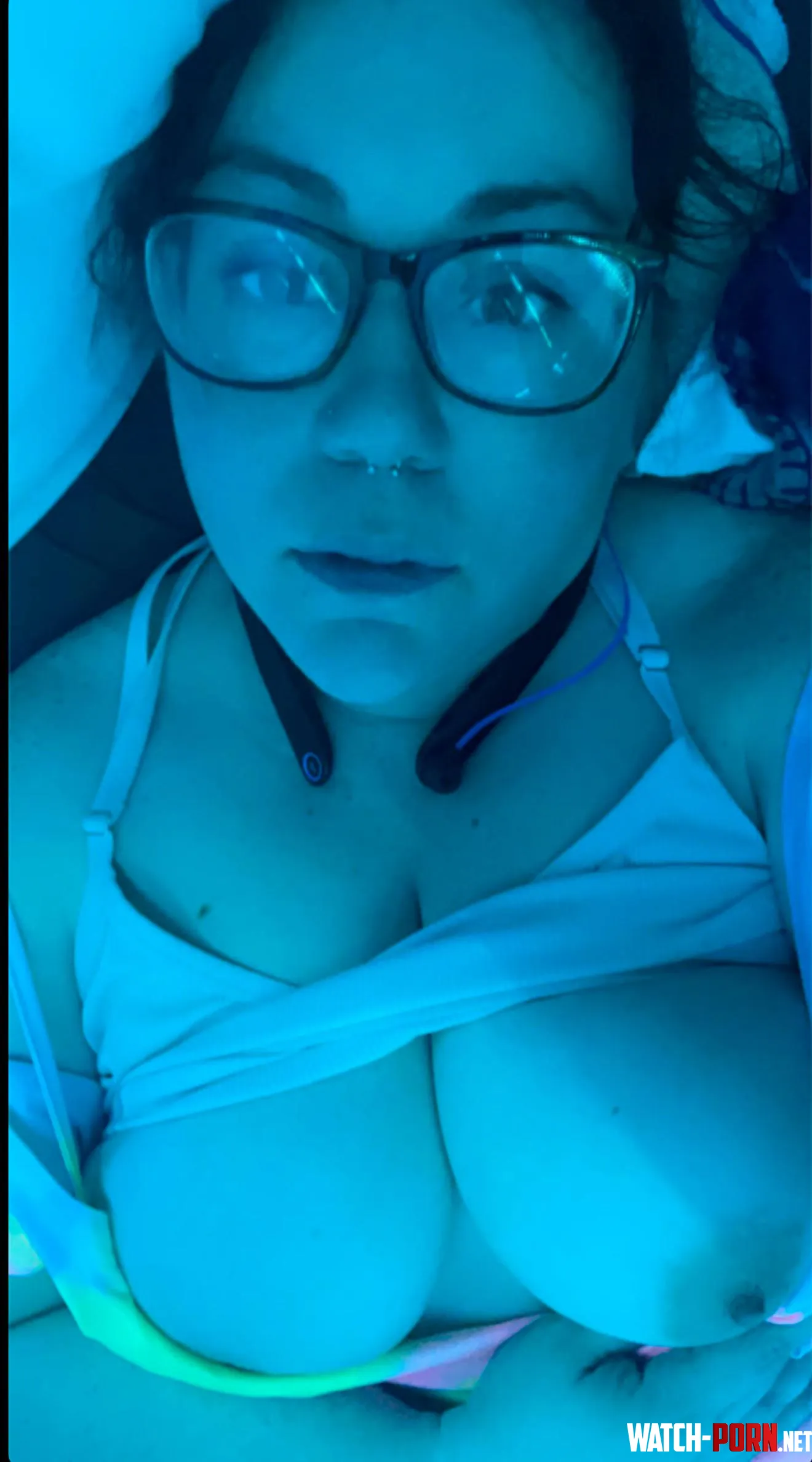 I can’t sleep. Who would be willing to gently suck on these for a while? by darksubbie