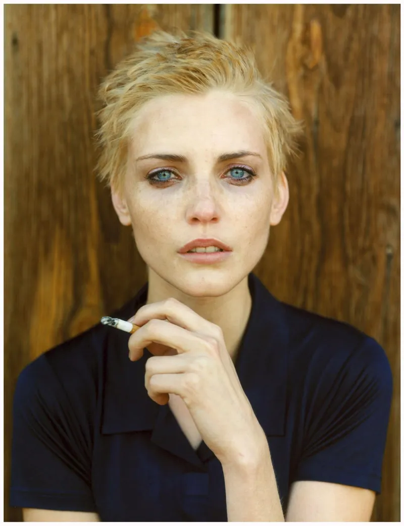 Thumbnail Nadja Auermann: Unveiling the Model's Beauty