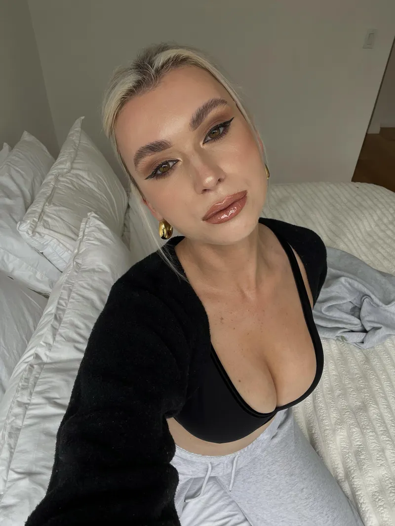 Thumbnail Classygirls Evaluation: lilbabyclaud's Hot Look Assessment