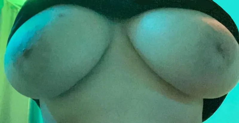 Thumbnail ochakoravity's Playful Request: Rate the Tempting F18 Bust | ratemyboobs