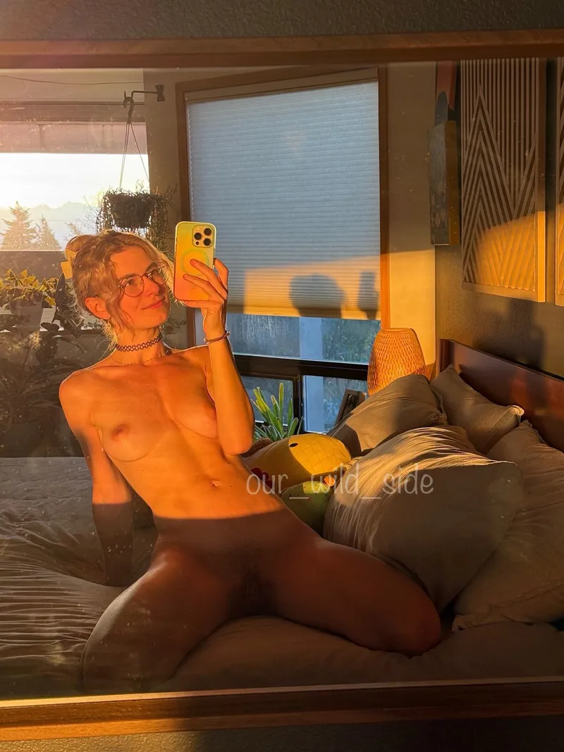 Thumbnail Enter the Golden Hour Mirror with our_wild_side's Mirror Selfie