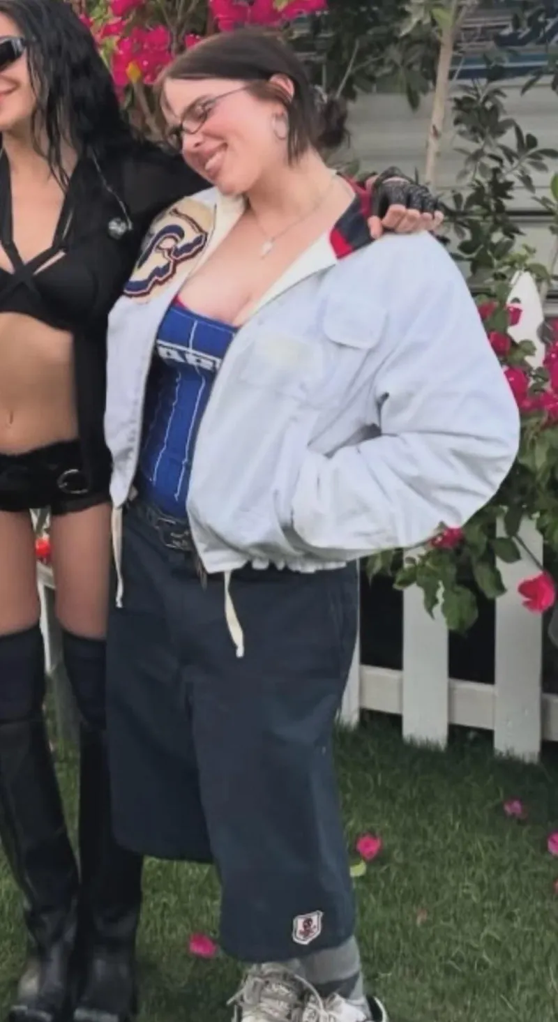 Thumbnail MaddieBeerFan Admiration: Billie Eilish Spectacular Display
