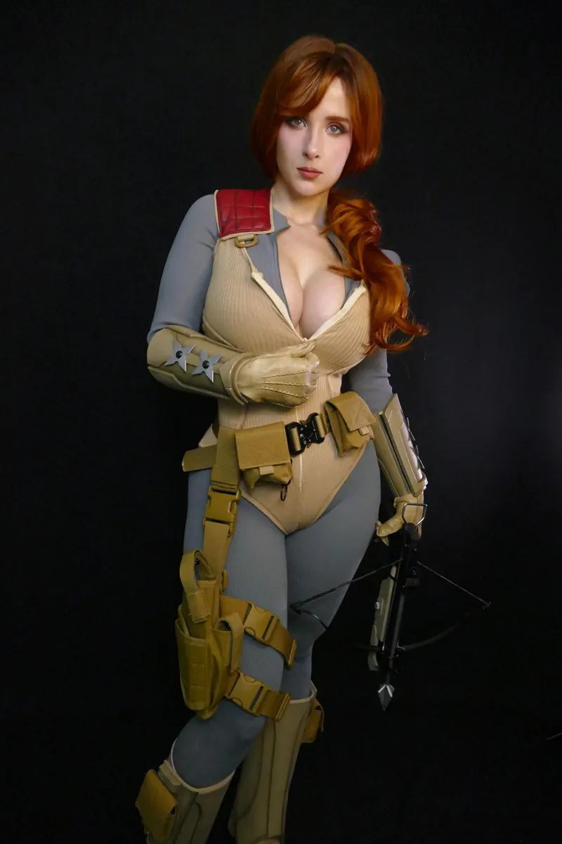Thumbnail Scarlett from G.I. Joe Cosplay: Synth-Crush
